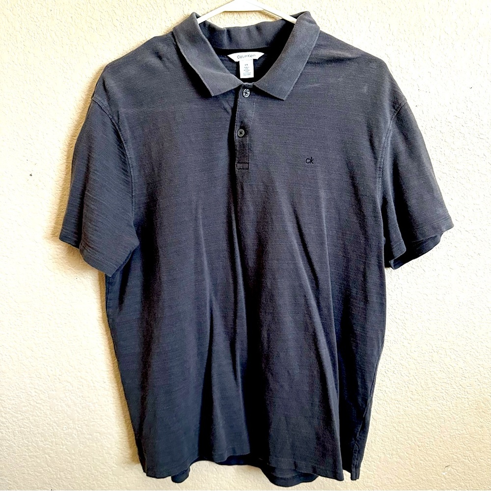 Used L Calvin Klein CK gray polo shirt sleeve shirt